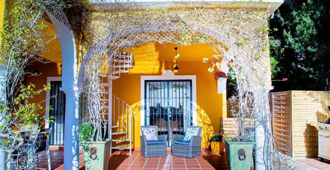 Villa Maria In El Rosario - Mit Sicht Auf Gibralta 马尔韦利亚 外观 照片