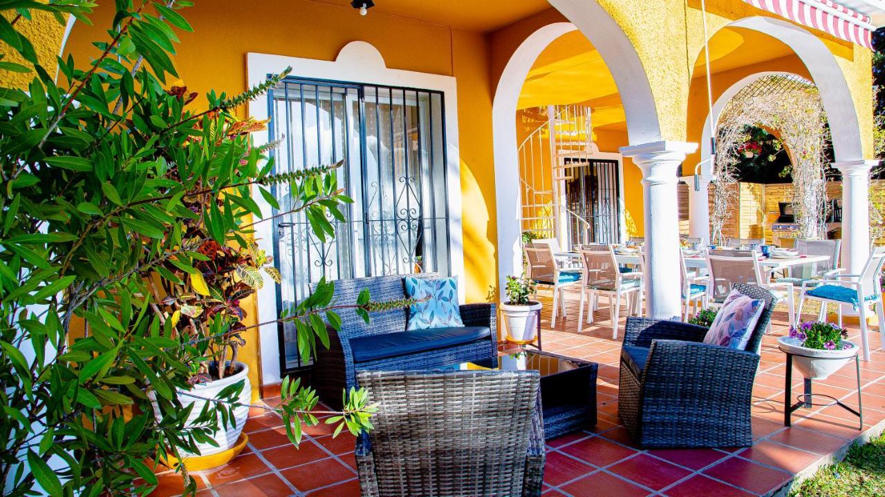 Villa Maria In El Rosario - Mit Sicht Auf Gibralta 马尔韦利亚 外观 照片